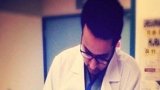 ماهي قصة نجاح الطبيب السعودي المصاب بمرض التصلب المتعدد ؟